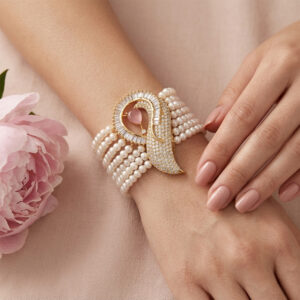 Luxury Pearl Bracelet with Designer Zircon Motif