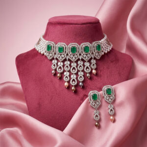 Silver Finish Emerald Green Choker Necklace Set with Freshwater Pearls & Semi-Precious Stones