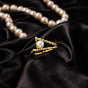 White Freshwater Pearl Crystal Gold-Tone Ring