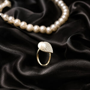 925 Sterling Silver White Freshwater Pearl Leaf Design Ring for Women